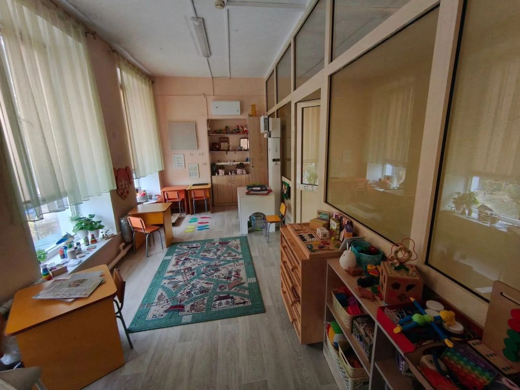 4b3d9384-841b-456d-9a79-29c0d6db2af3.jpg